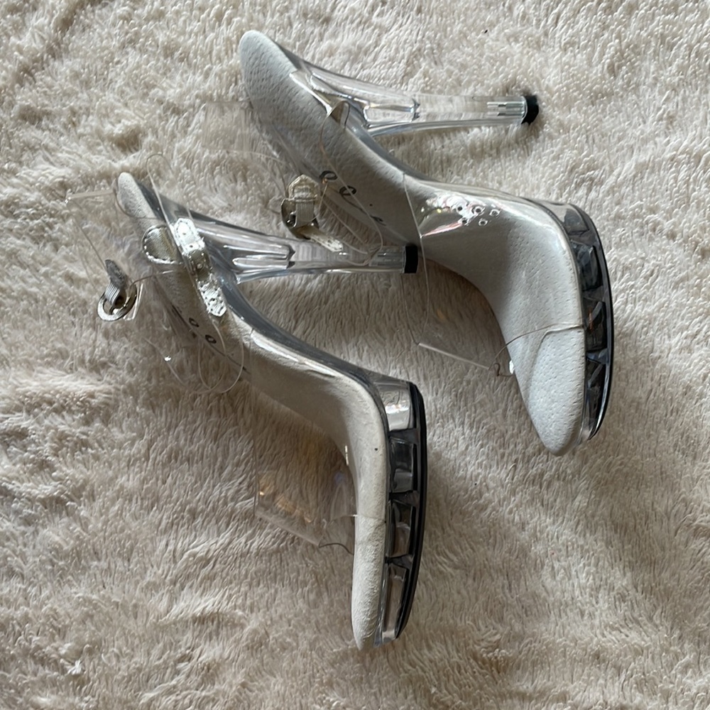 Fancy High Heels - Picture 4 of 5